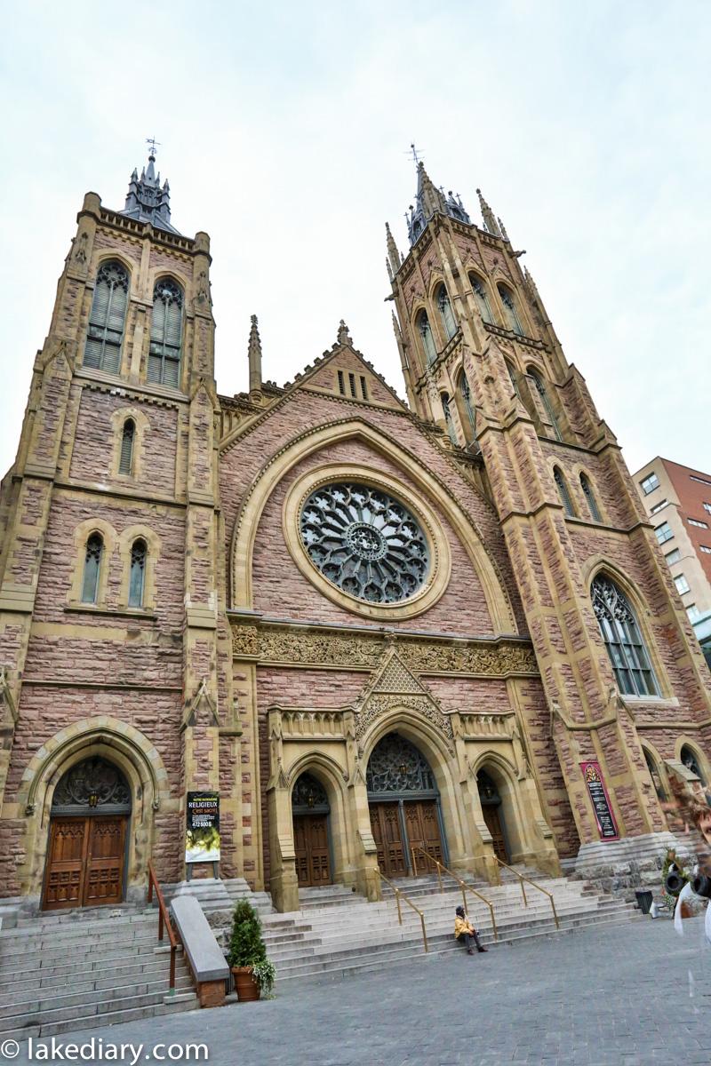 st-james-united-church-montreal