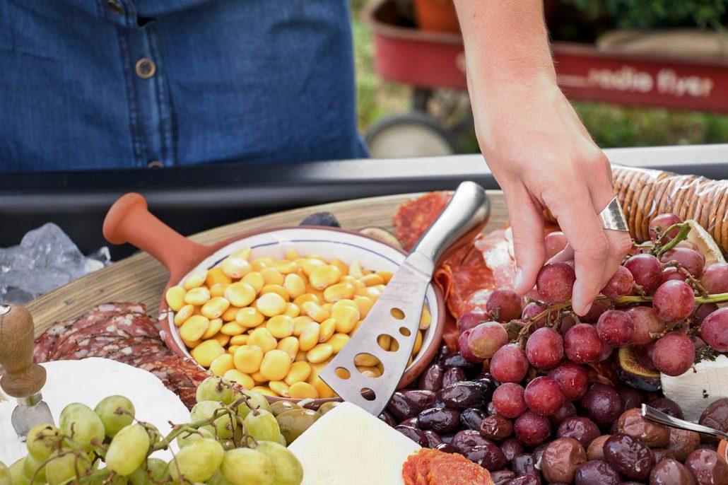 Enjoy eating al fresco